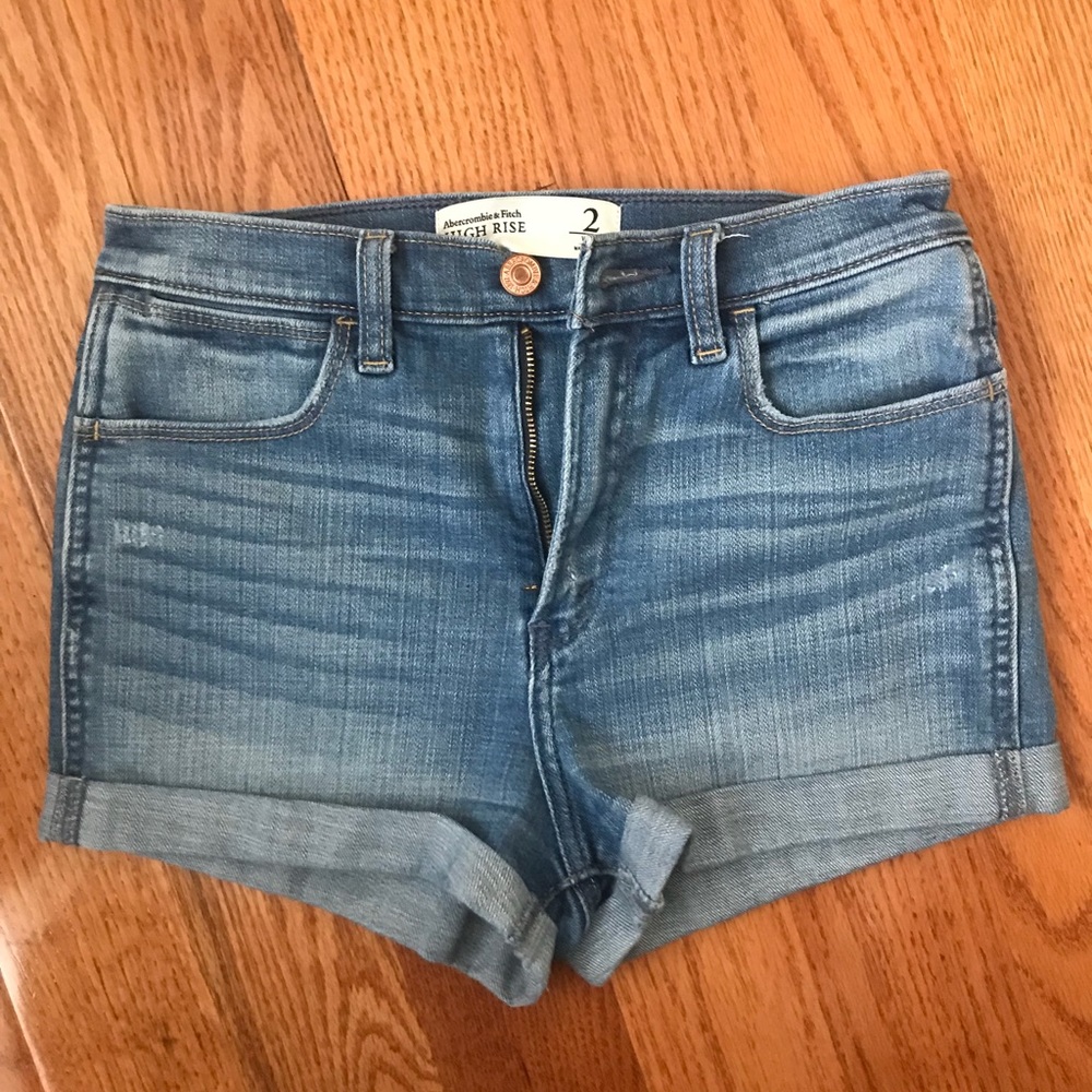 High waist denim shorts
